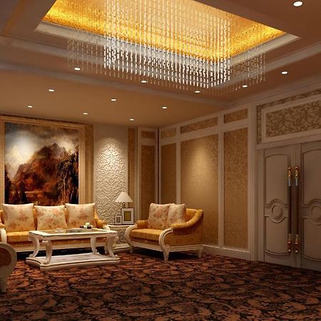 Luoyang Grand Hotel Dalaman gambar