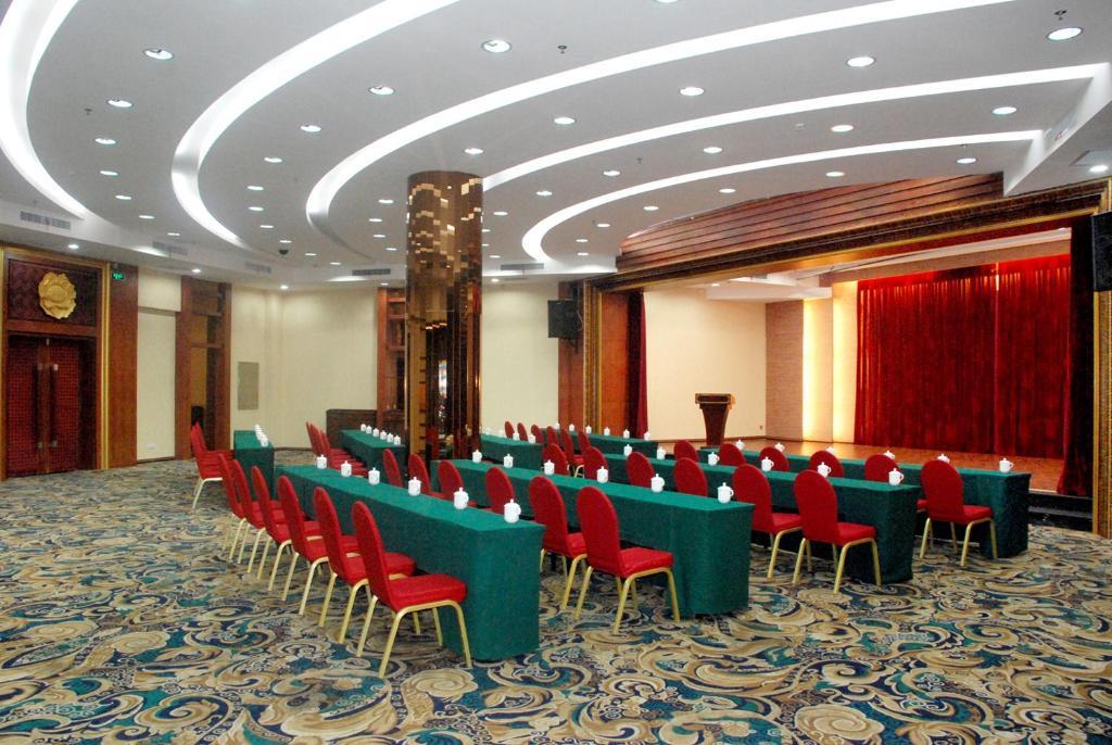Luoyang Grand Hotel Perniagaan gambar